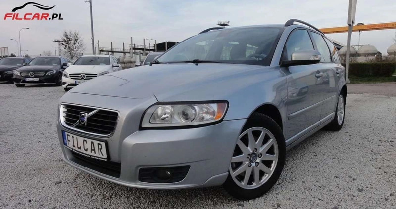 Volvo V50 cena 15000 przebieg: 200000, rok produkcji 2008 z Ujście małe 191